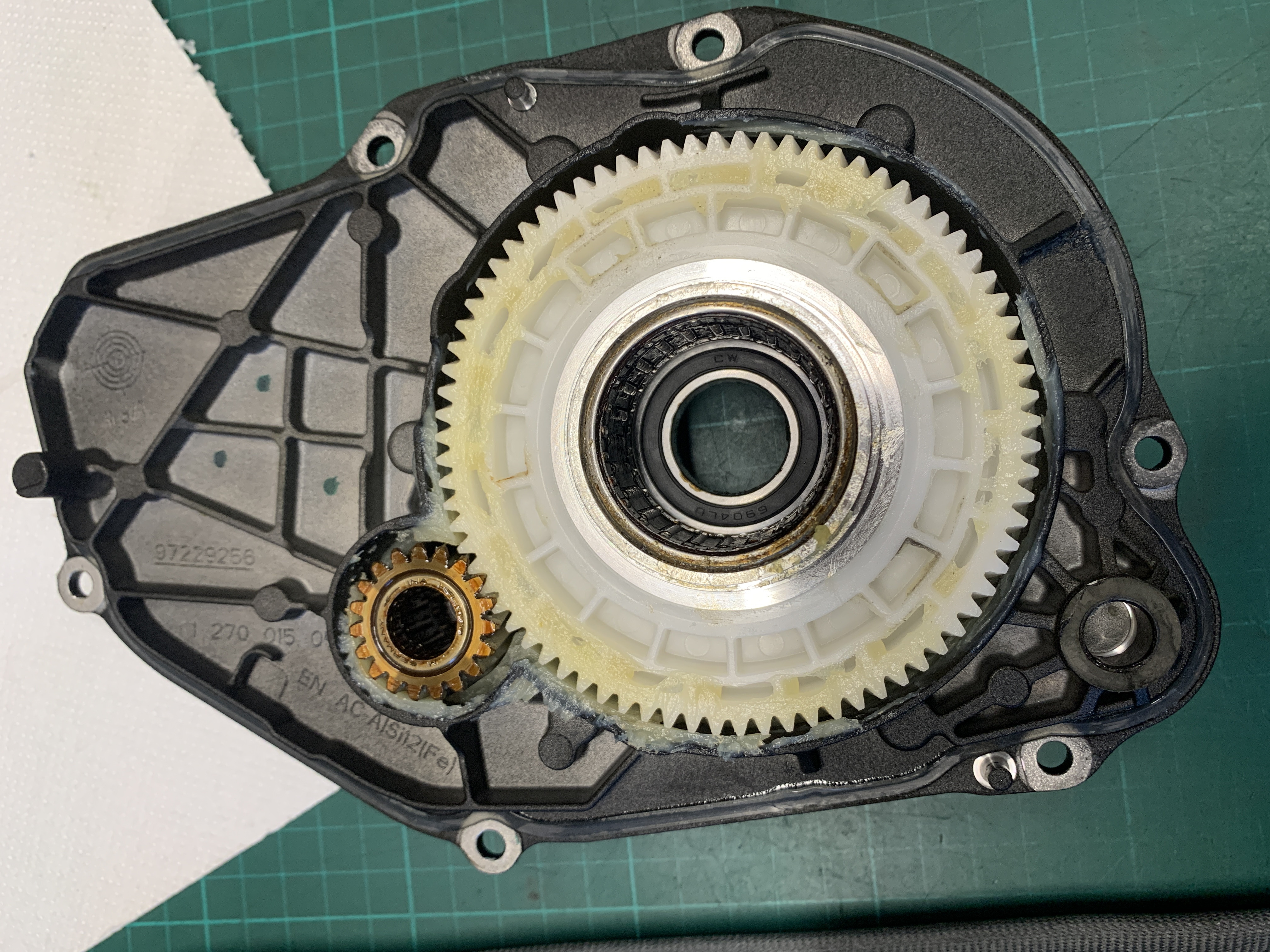 Bosch Performance Line Speed motor felújítás
