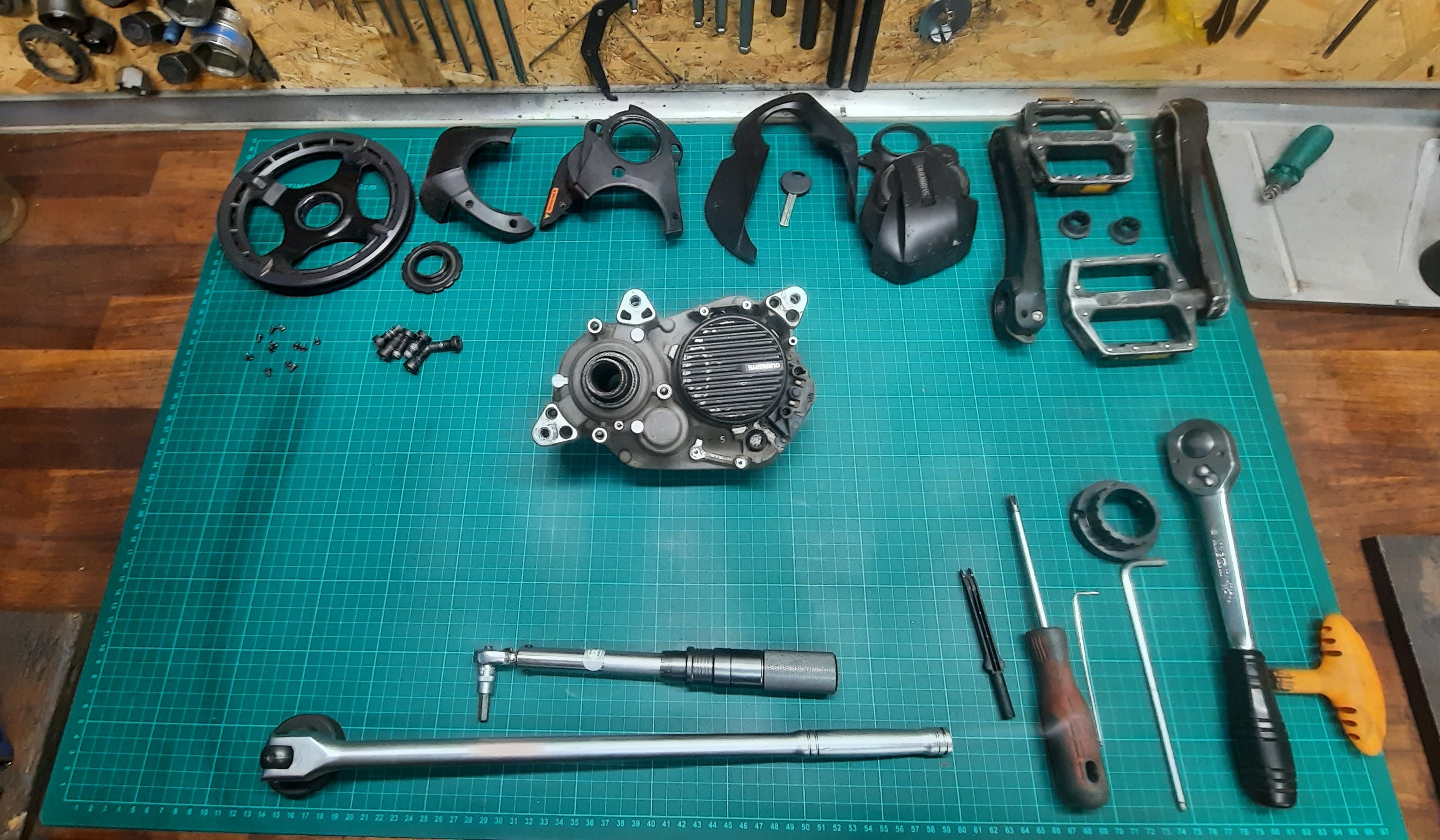 Shimano motor csere