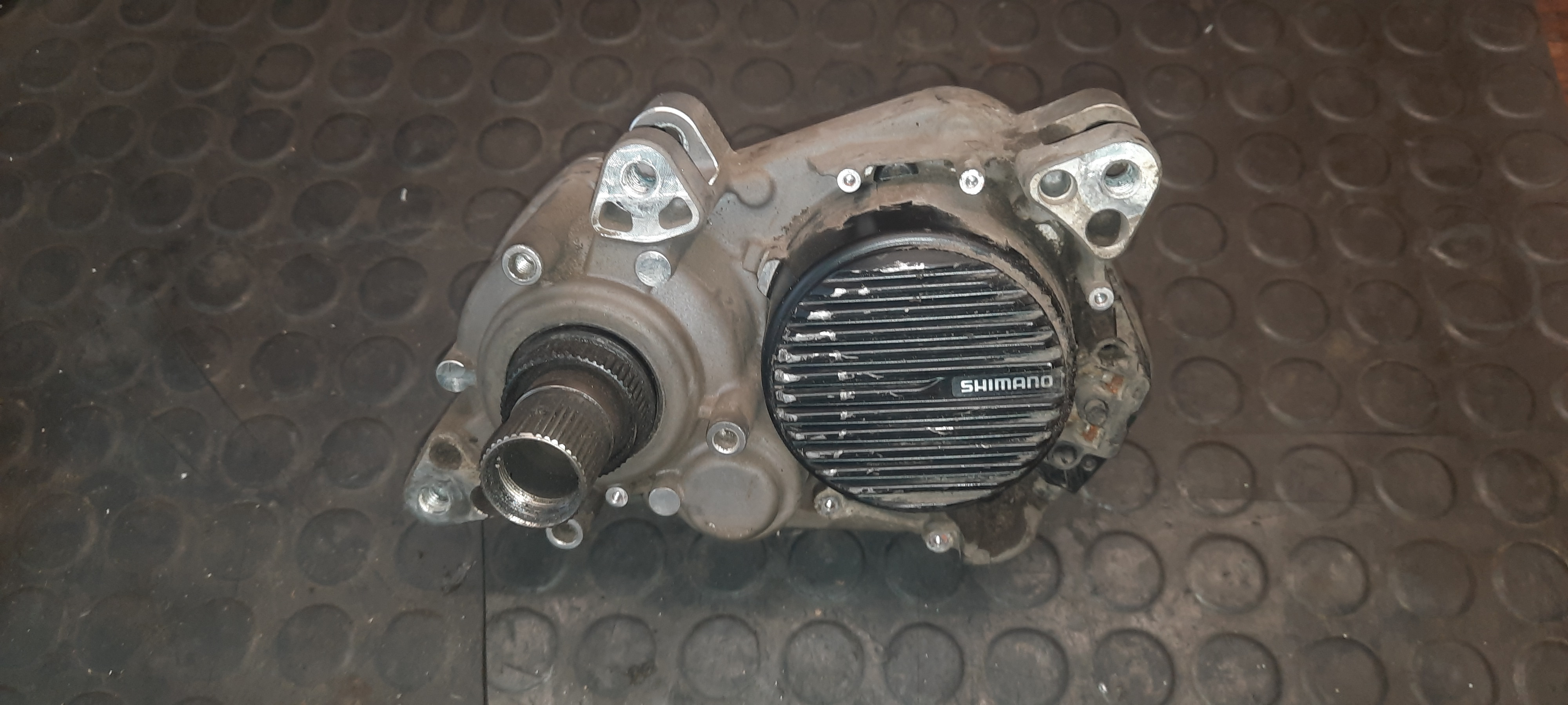 Shimano motor csere