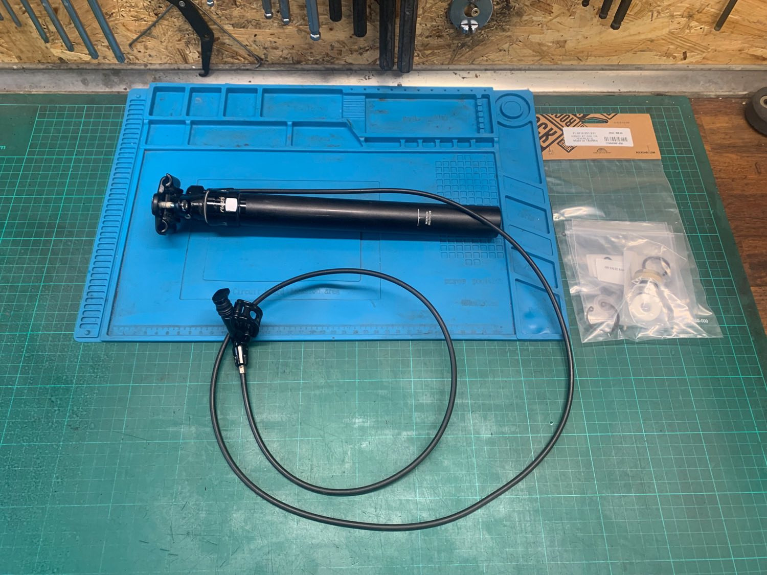 Rock Shox Reverb service